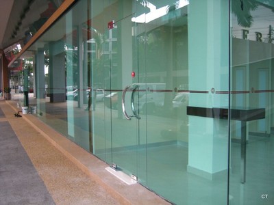 (SF-C014) Banking Hall entrance glass
