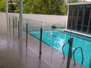 swimming pool fence